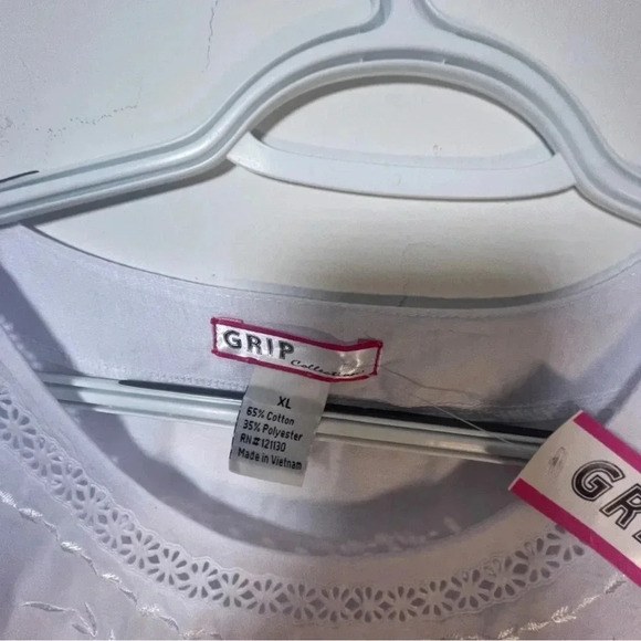 Women’s White Blouse - Picture 3 of 7